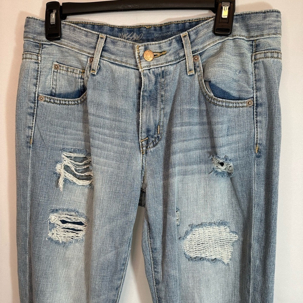 Mossimo Jeans Womens Size 4/27 Boyfriend Crop Distressed Denim Jeans Frayed Hem